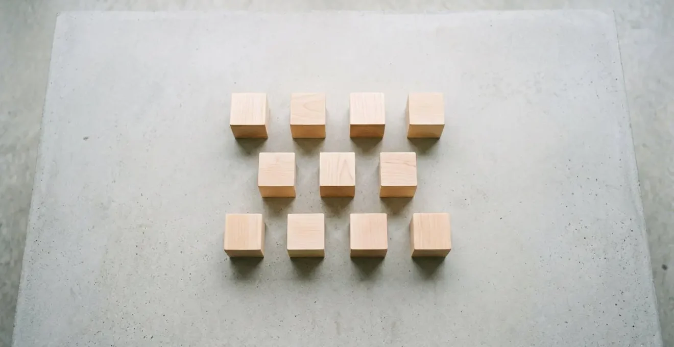 Représentation visuelle symbolique des critères de comparaison d'assurance emprunteur